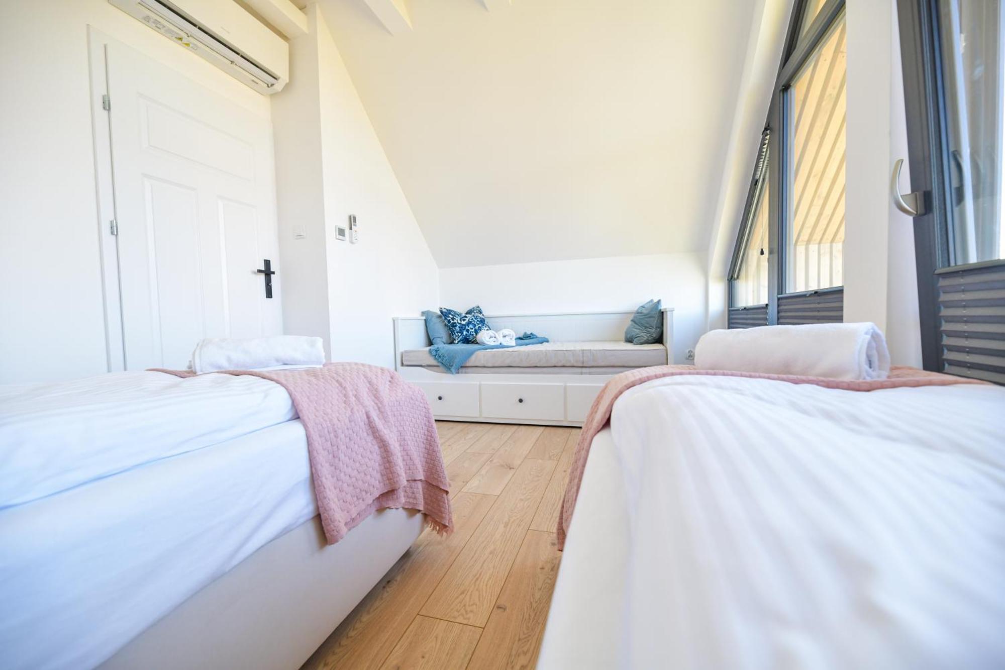 Black Villa Zator Ngoại thất bức ảnh